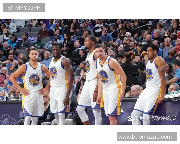 库里现身球队训练场透露恢复进展但未确定回归时间